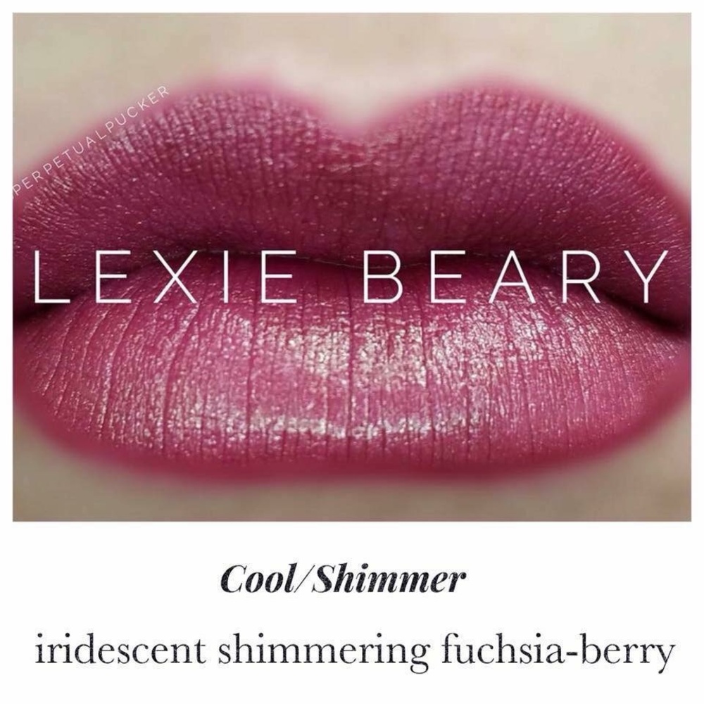 Lipsense by SeneGence long lasting lipstick